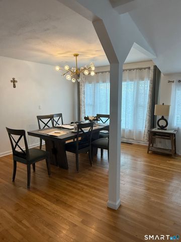 82 Sherry Lane, New Milford, CT 06776