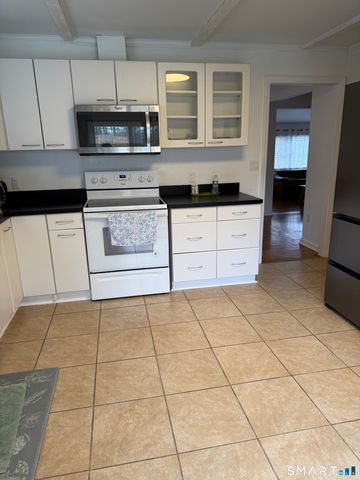 82 Sherry Lane, New Milford, CT 06776