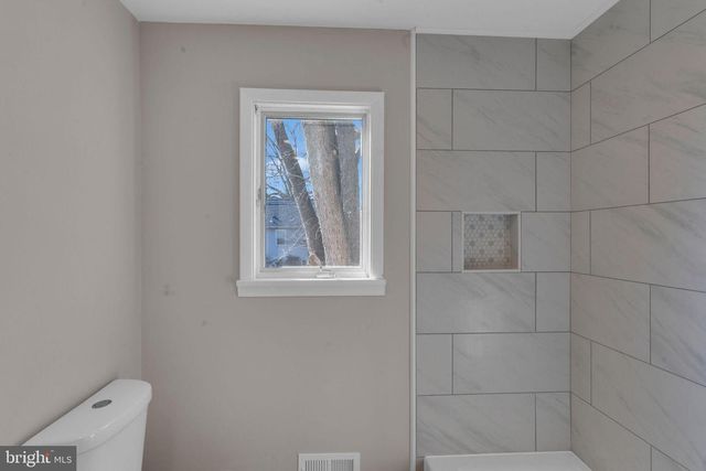 370 ROUTE 156, Hamilton, NJ 08620