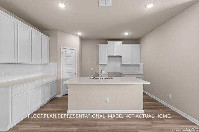 10310 TYNECASTLE ROAD, Converse, TX 78109