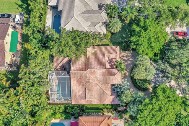 4944 Chardonnay Dr, Coral Springs, FL 33067