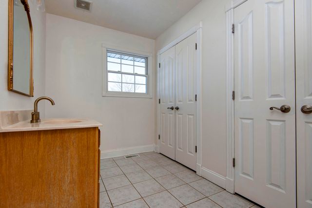 6419 N Wexford Lane, Springfield, MO 65803