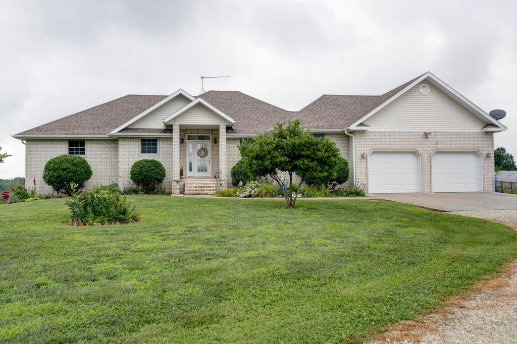 6419 N Wexford Lane, Springfield, MO 65803