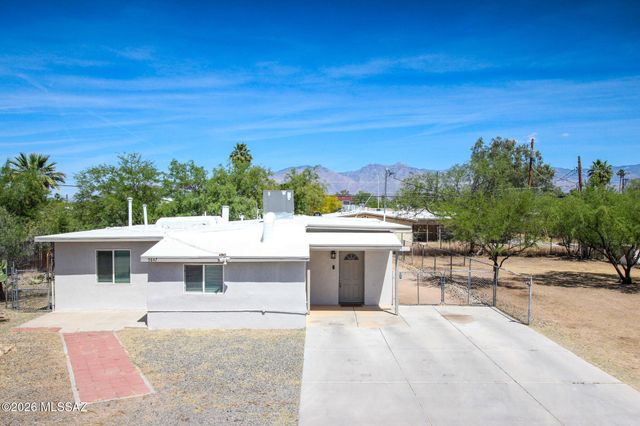 5847 E 28th Street, Tucson, AZ 85711