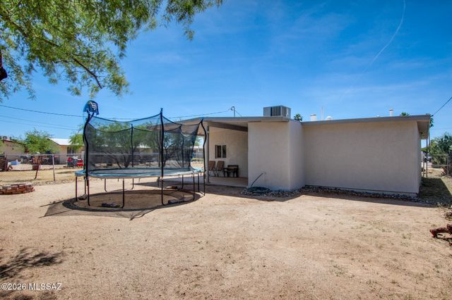 5847 E 28th Street, Tucson, AZ 85711