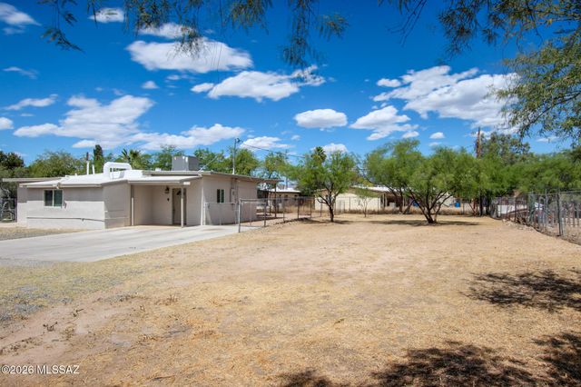 5847 E 28th Street, Tucson, AZ 85711