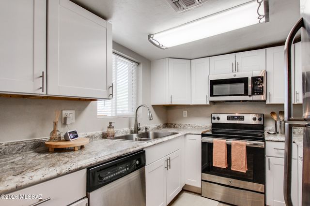 5847 E 28th Street, Tucson, AZ 85711