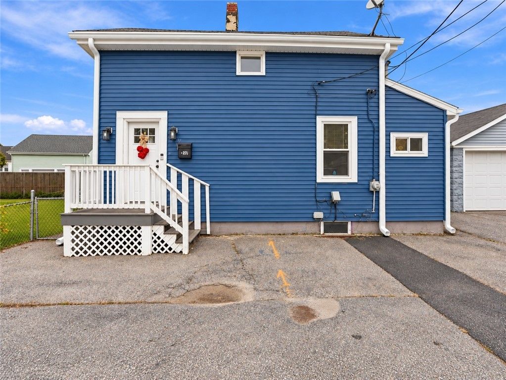 27 Cooper Street, East Providence, RI 02914