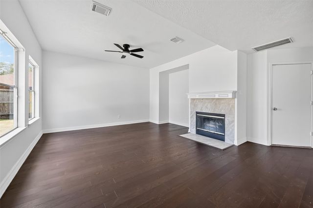 7115 Renfro Drive, Richmond, TX 77469