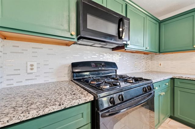 7115 Renfro Drive, Richmond, TX 77469