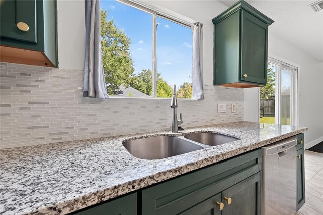 7115 Renfro Drive, Richmond, TX 77469