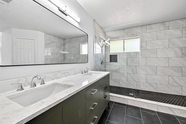 7115 Renfro Drive, Richmond, TX 77469