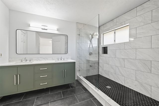 7115 Renfro Drive, Richmond, TX 77469