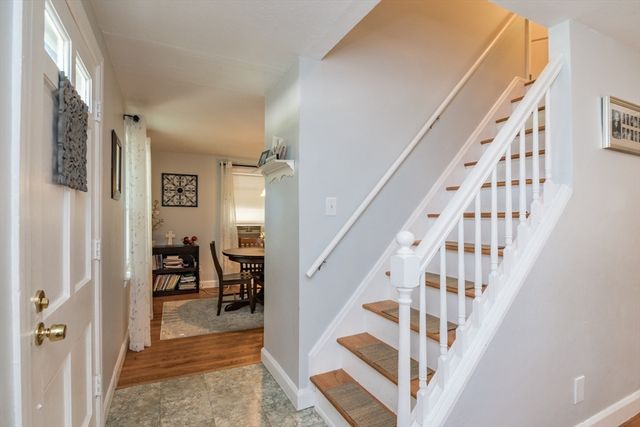 222 Plumtree Rd, Springfield, MA 01118