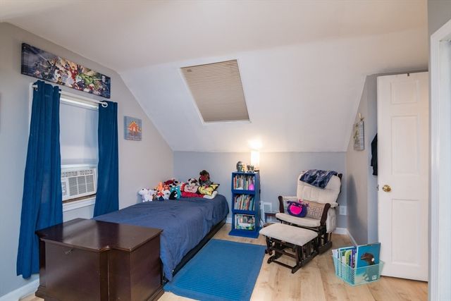 222 Plumtree Rd, Springfield, MA 01118