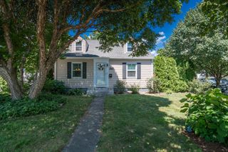 222 Plumtree Rd, Springfield, MA 01118