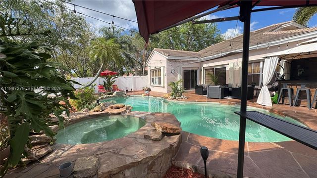 4220 SW 153rd Avenue, Miramar, FL 33027