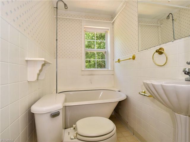 681 Sanford Avenue, Mocksville, NC 27028