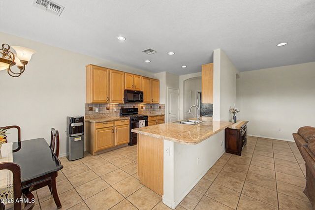 3161 E GLENEAGLE Drive, Chandler, AZ 85249