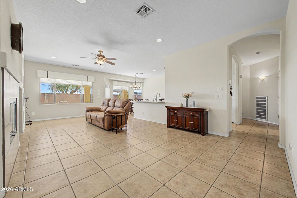 3161 E GLENEAGLE Drive, Chandler, AZ 85249 — photo 3