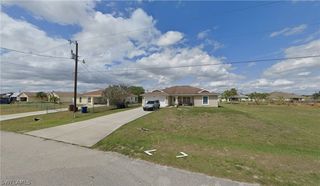 3904 11th ST W, Lehigh Acres, FL 33971