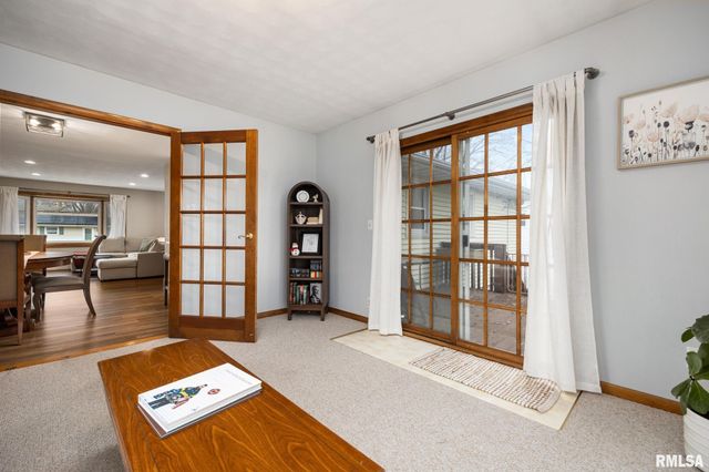 3306 W BIRKSHIRE Drive, Peoria, IL 61614