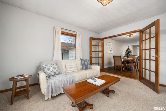 3306 W BIRKSHIRE Drive, Peoria, IL 61614