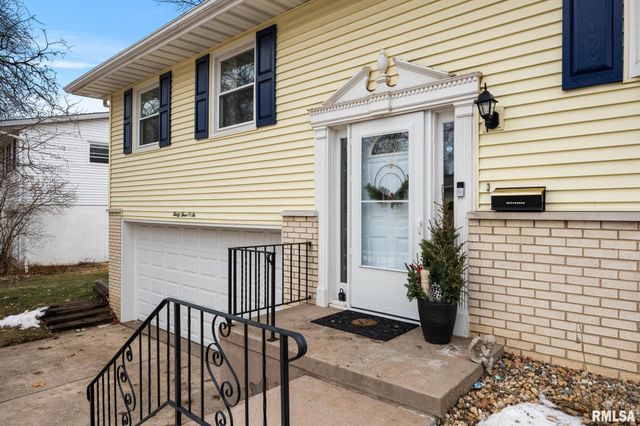 3306 W BIRKSHIRE Drive, Peoria, IL 61614