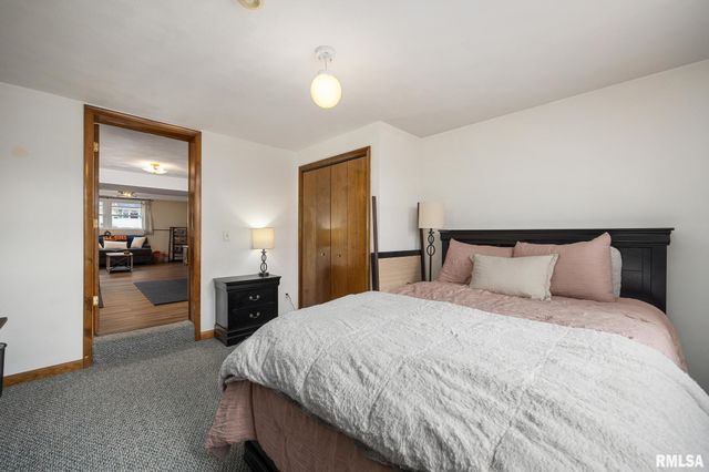 3306 W BIRKSHIRE Drive, Peoria, IL 61614