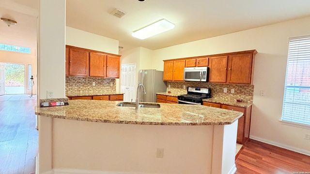 20630 Cliff Park, San Antonio, TX 78258
