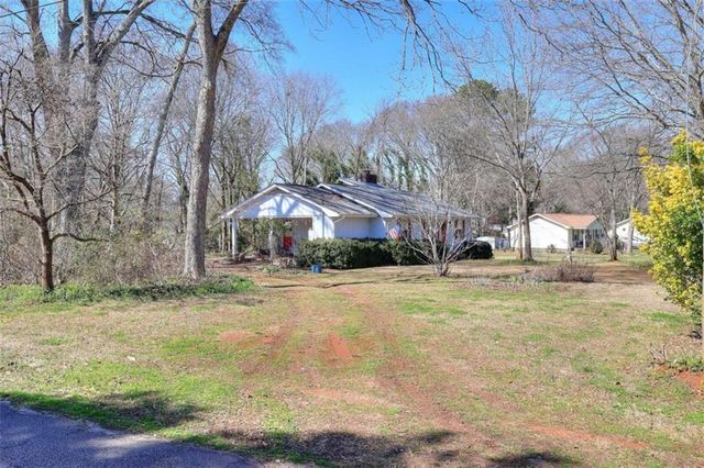 60 Parkway Drive, Monroe, GA 30656