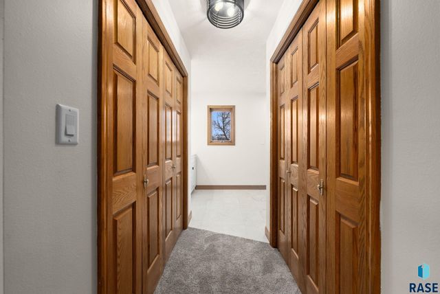 7604 E Palomino Rd Road, Sioux Falls, SD 57110