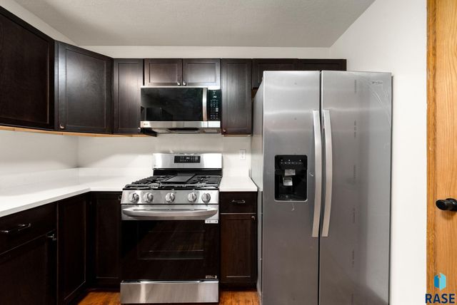 7604 E Palomino Rd Road, Sioux Falls, SD 57110