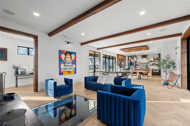 201 SW F Street, Bentonville, AR 72712