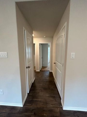 224 ROUGH HOLLOW CV, San Marcos, TX 78666