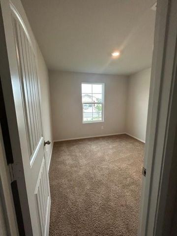224 ROUGH HOLLOW CV, San Marcos, TX 78666