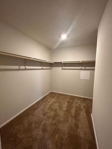 224 ROUGH HOLLOW CV, San Marcos, TX 78666