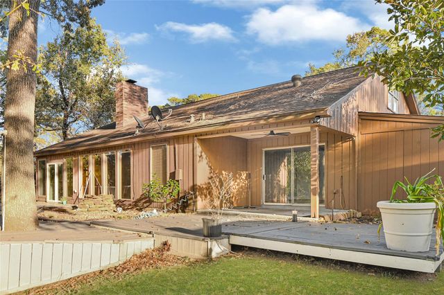 2106 White Feather Trail, Crosby, TX 77532