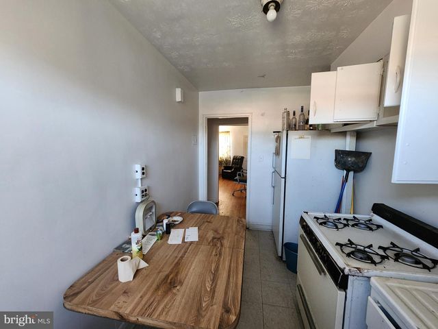 3821 STOKES DR, Baltimore, MD 21229