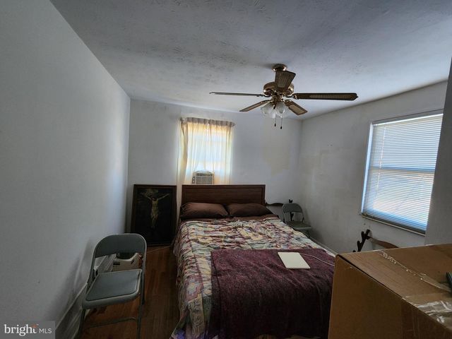 3821 STOKES DR, Baltimore, MD 21229