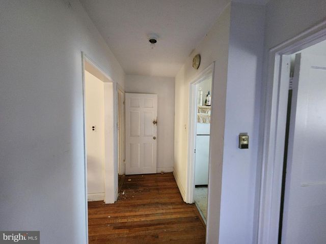 3821 STOKES DR, Baltimore, MD 21229