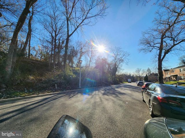 3821 STOKES DR, Baltimore, MD 21229