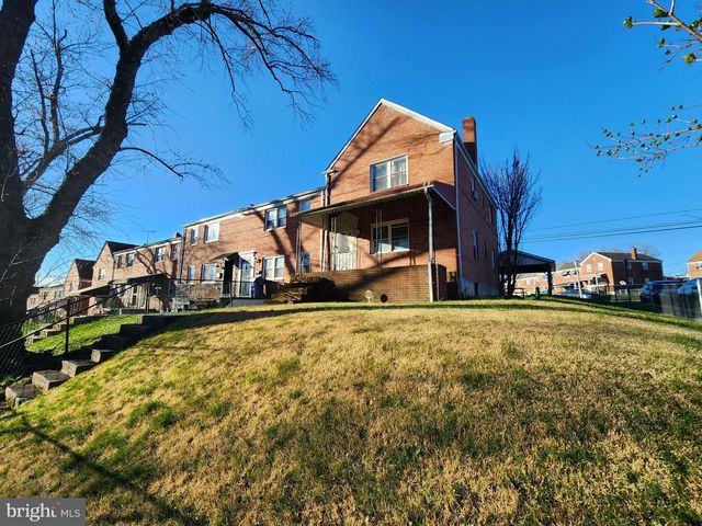 3821 STOKES DR, Baltimore, MD 21229