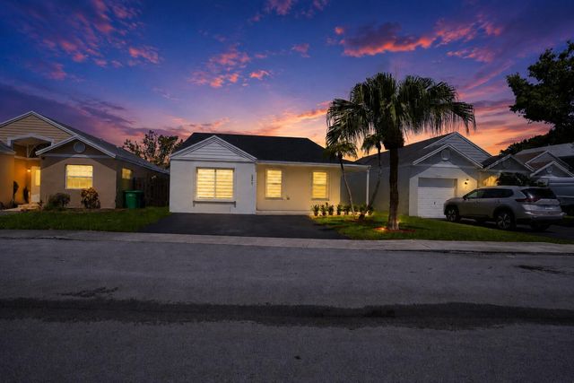 249 SW 159th Avenue, Sunrise, FL 33326