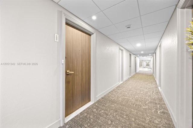 300 Bayview Dr 903, Sunny Isles Beach, FL 33160