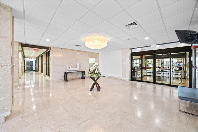 300 Bayview Dr 903, Sunny Isles Beach, FL 33160