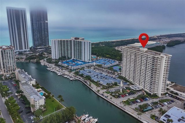 300 Bayview Dr 903, Sunny Isles Beach, FL 33160
