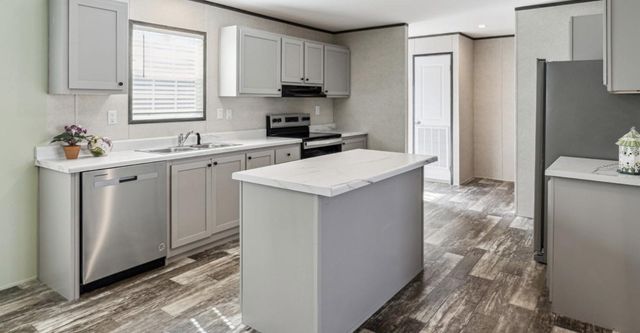 27760 BERMONT ROAD, Punta Gorda, FL 33982