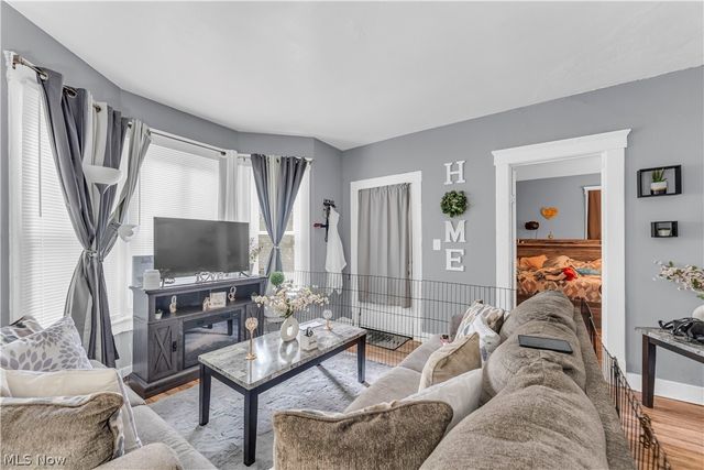1222 W 14th Street, Lorain, OH 44052
