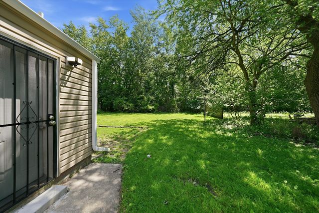 1235 River Drive, Calumet City, IL 60409